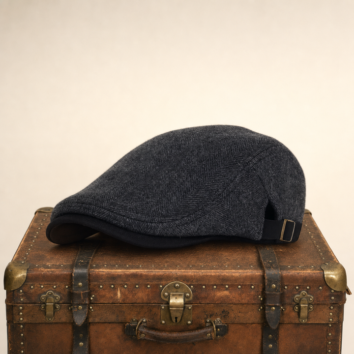 Heritage Wool Cap — LANARK — Coal Black